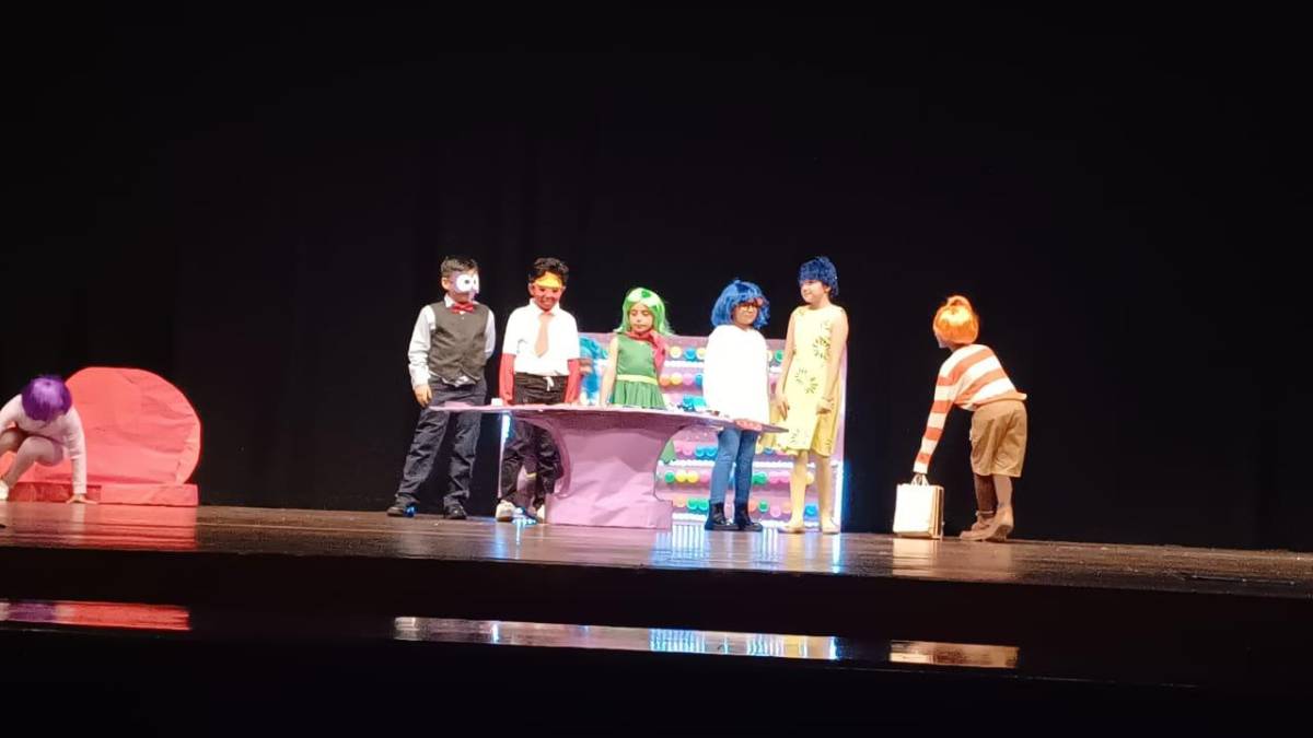 Talent show Grace Christian Academy: noche de música y de petición de matrimonio