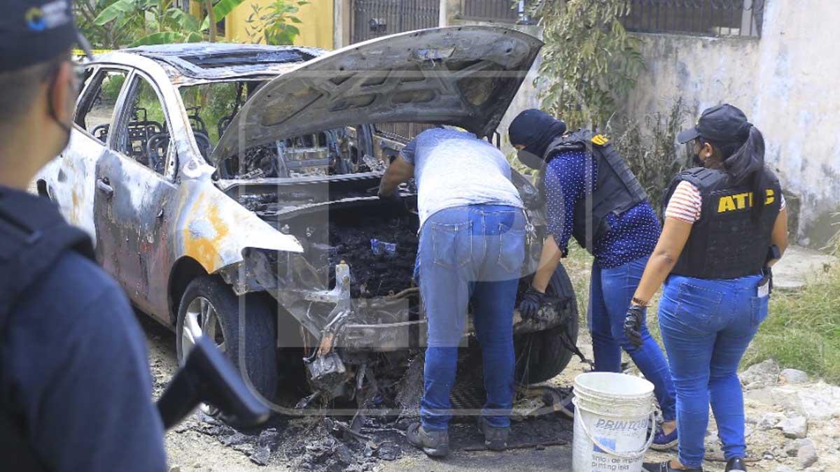 El carro fue encontrado a la medianoche.