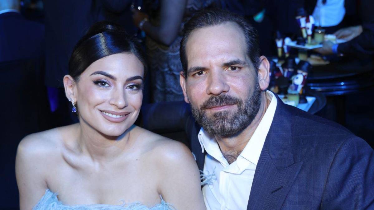 Ana Brenda Contreras anuncia que está embarazada