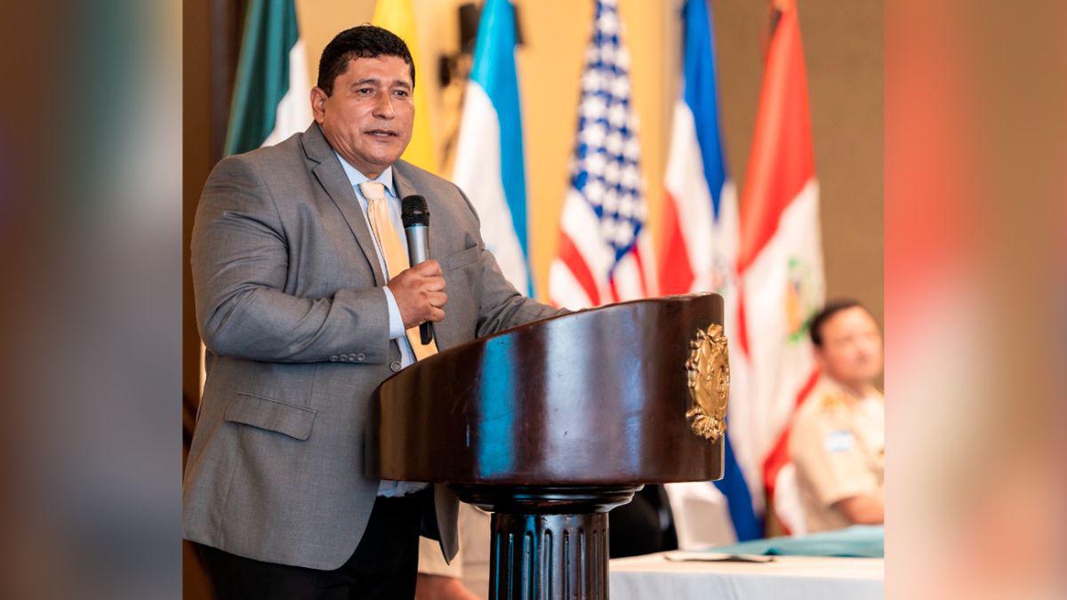 Subsecretario de Defensa, Elías Melgar, renuncia a su cargo