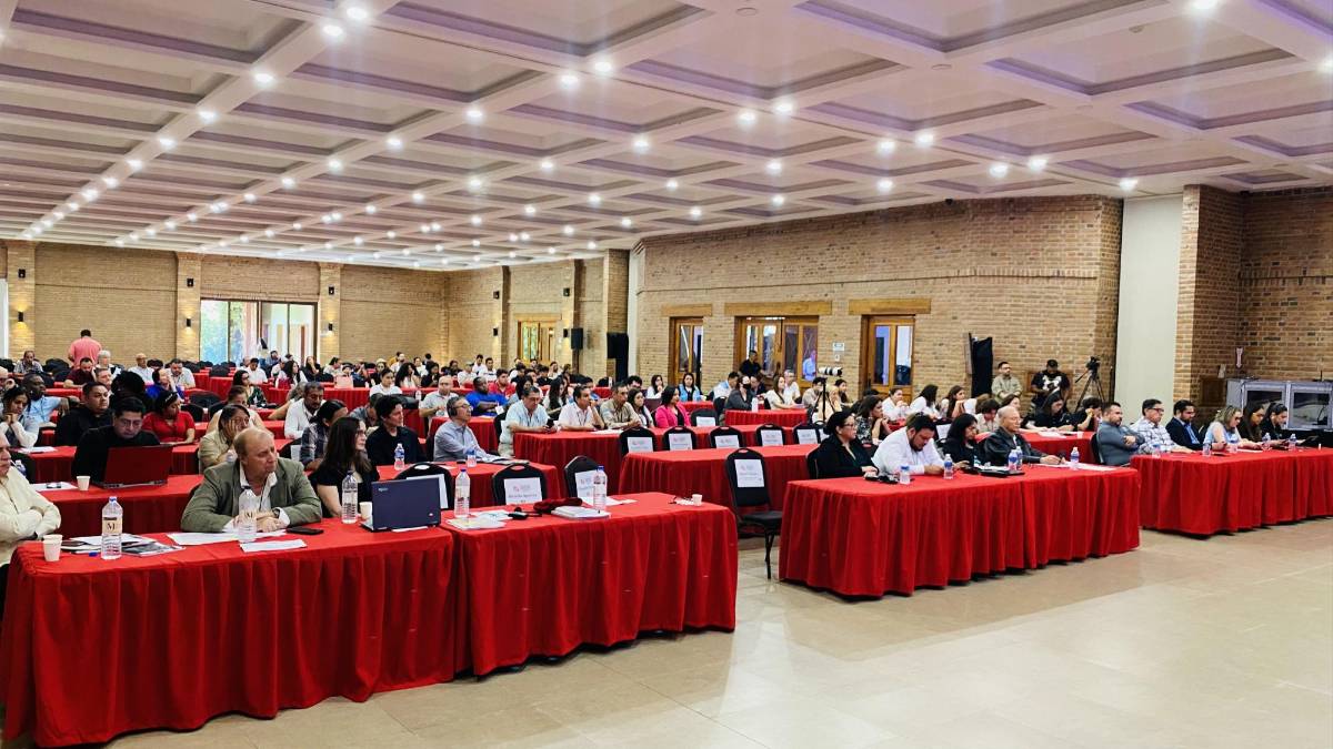 En el encuentro se reúnen expertos y estudiantes de arqueología, así como personas vinculadas al rubro del turismo.
