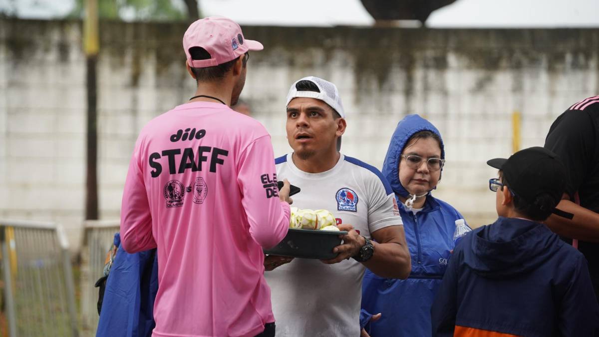 Ambiente afuera del Olímpico: fiesta, color e ilusión por ver a Messi