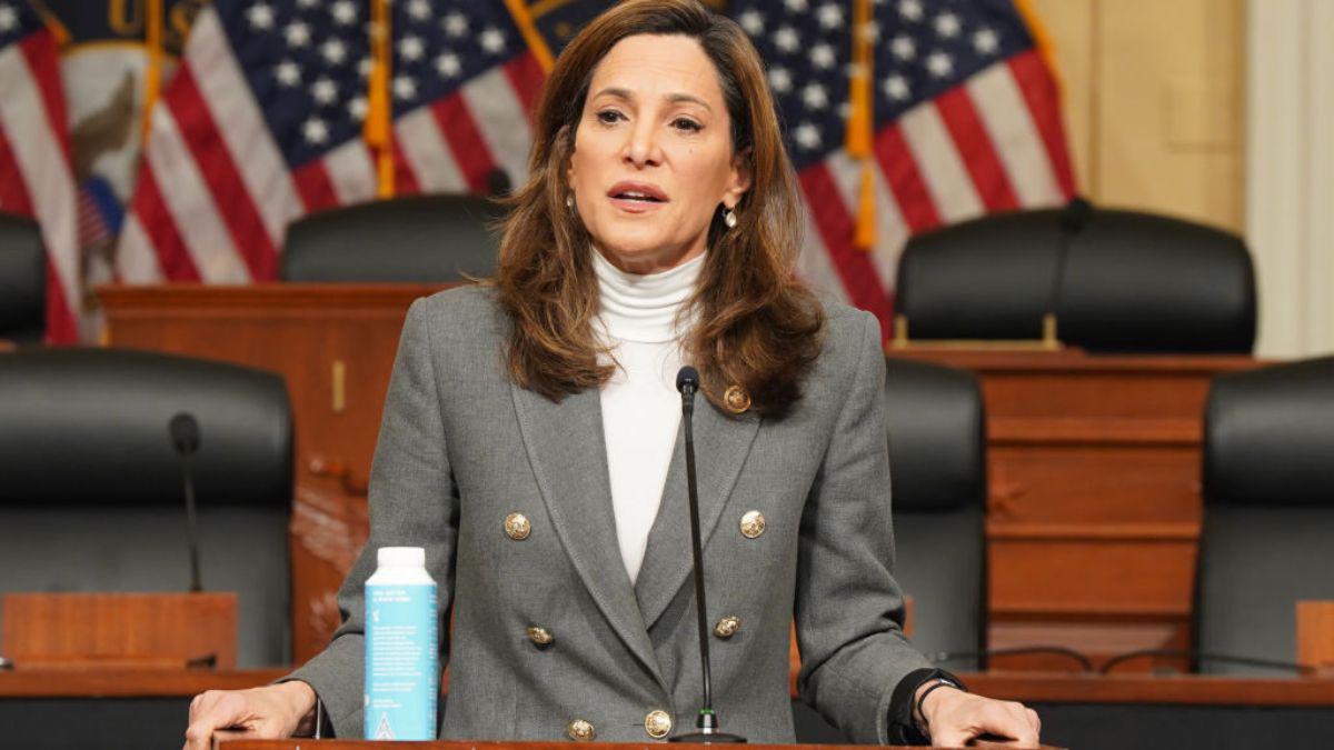 “El familión de los Zelaya tiene sus días contados”: María Elvira Salazar