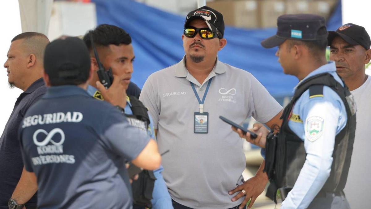 Largas filas e incertidumbre: el ambiente en las afueras de las sedes de Koriun Inversiones