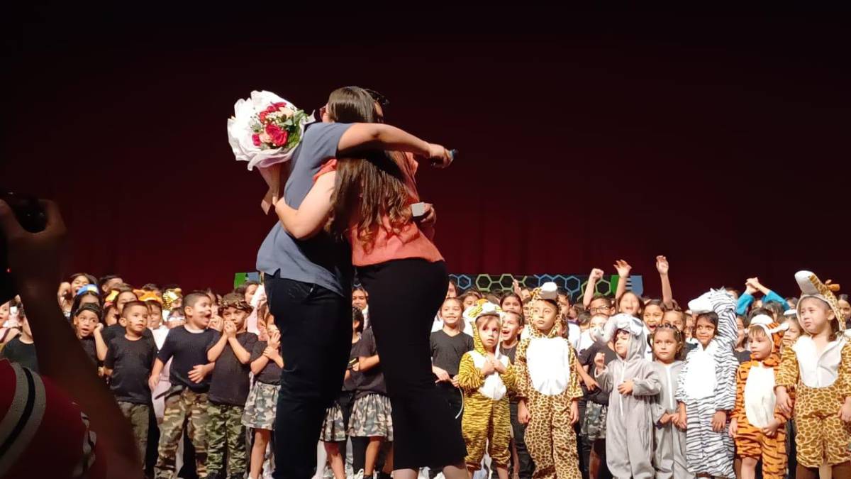 Talent show Grace Christian Academy: noche de música y de petición de matrimonio