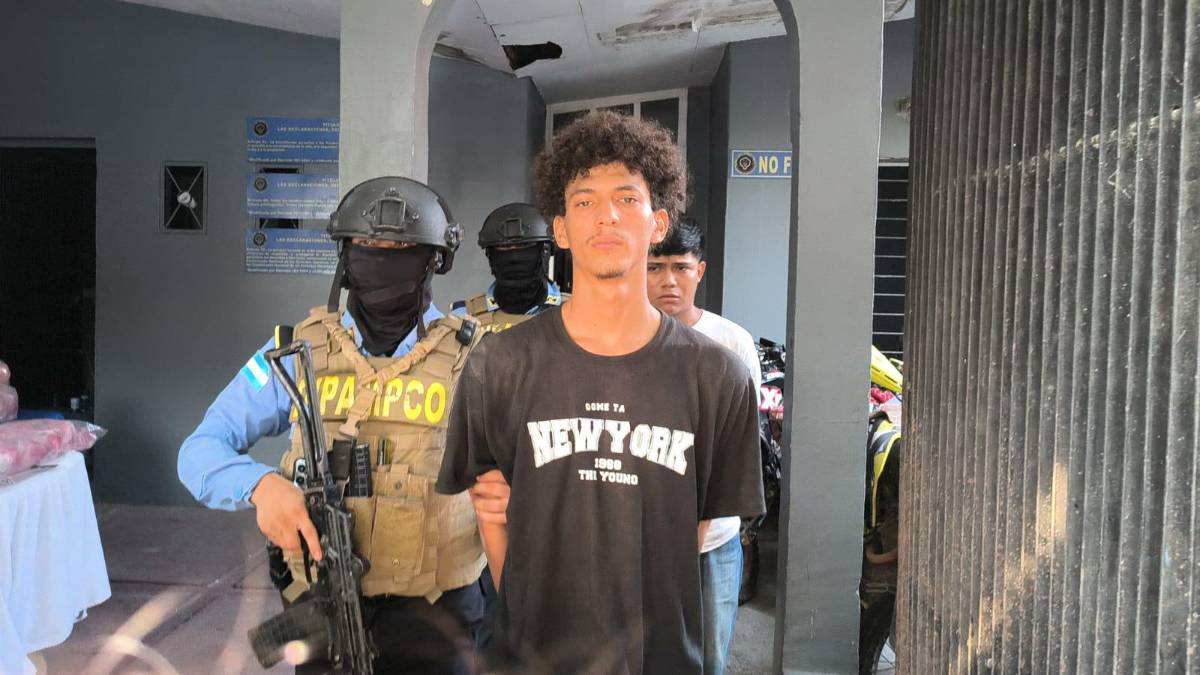 La Yegua y dos presuntos MS-13 caen con supuesta droga en compartimento falso