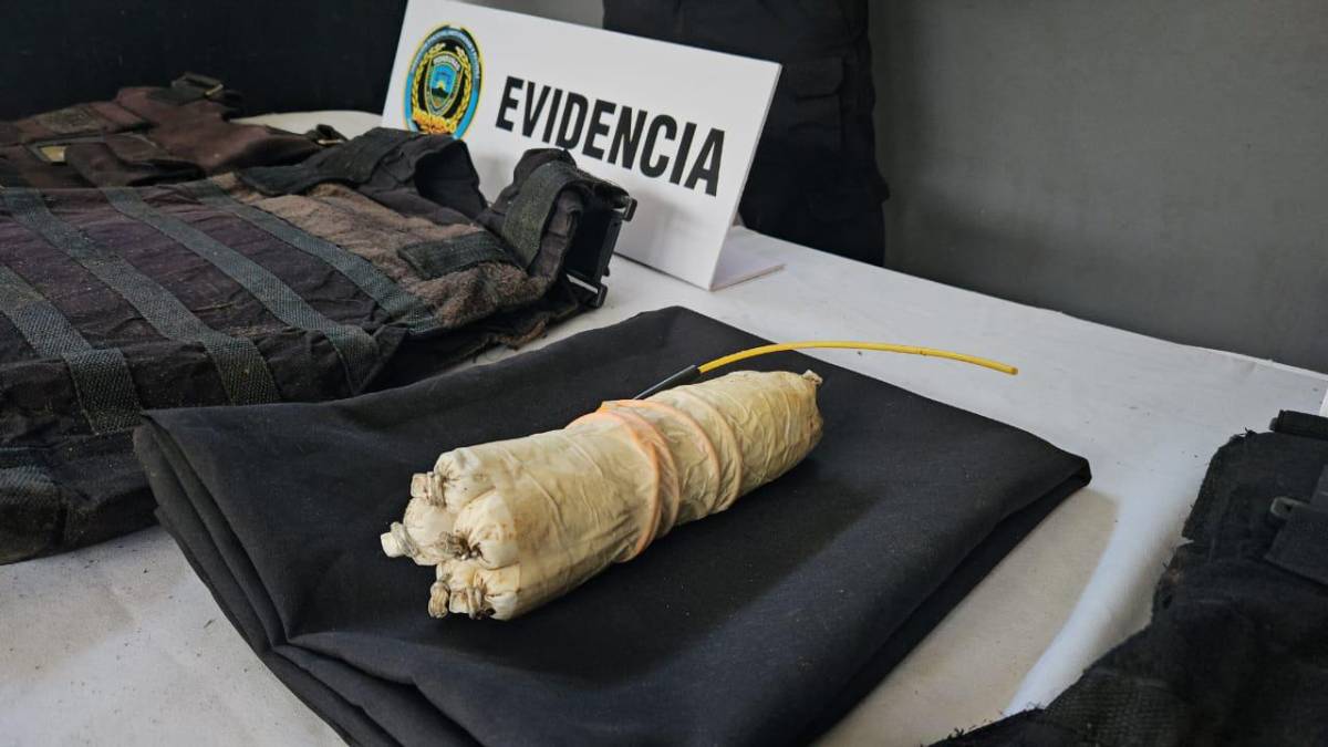 Altar satánico decomisado a la Pandilla 18 en Choloma