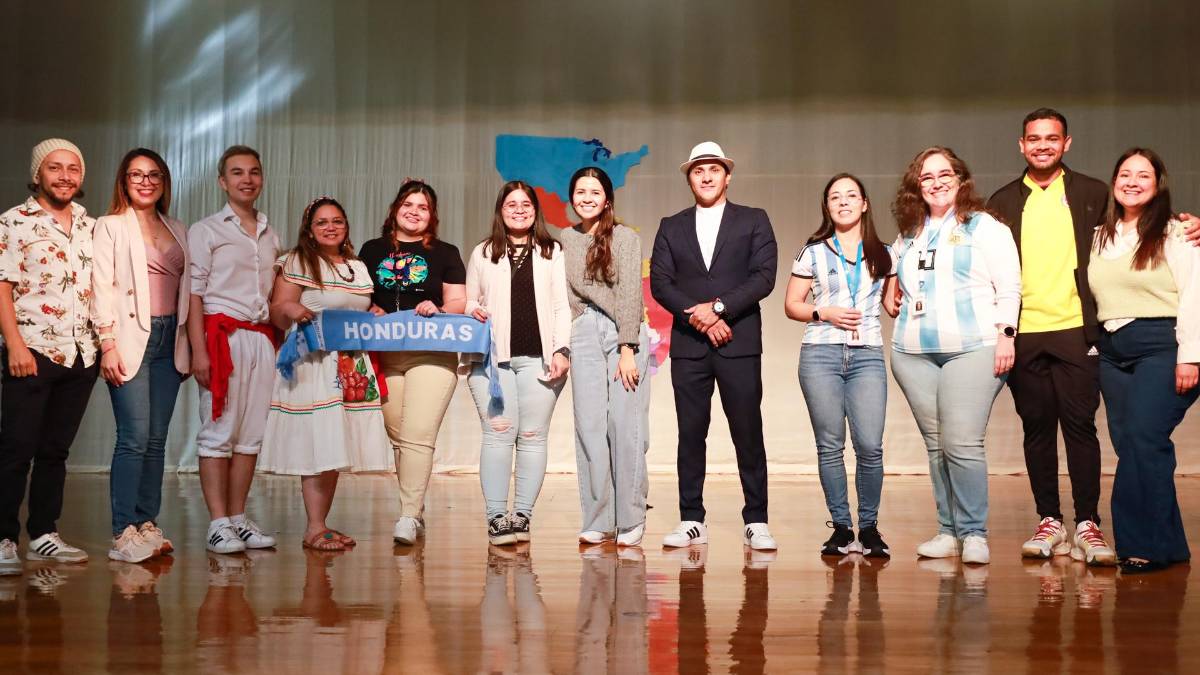 Reclutarán maestros bilingües para trabajar en Estados Unidos