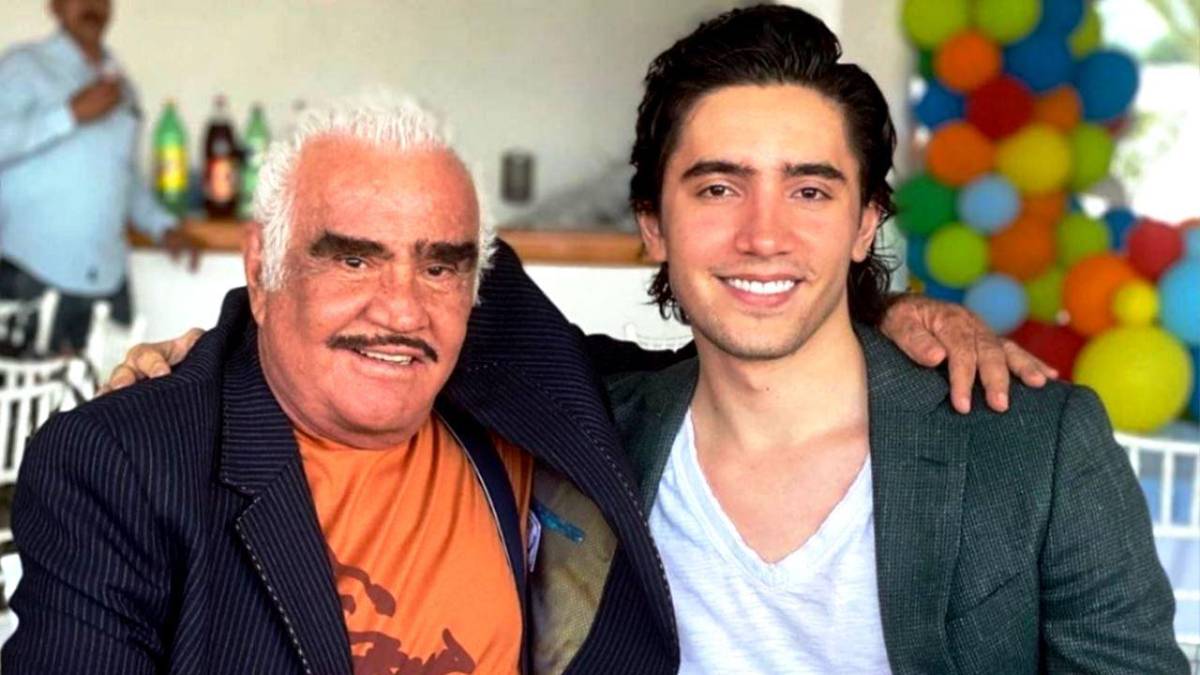 Alex Fernández también siente la presencia de su abuelo Vicente Fernández