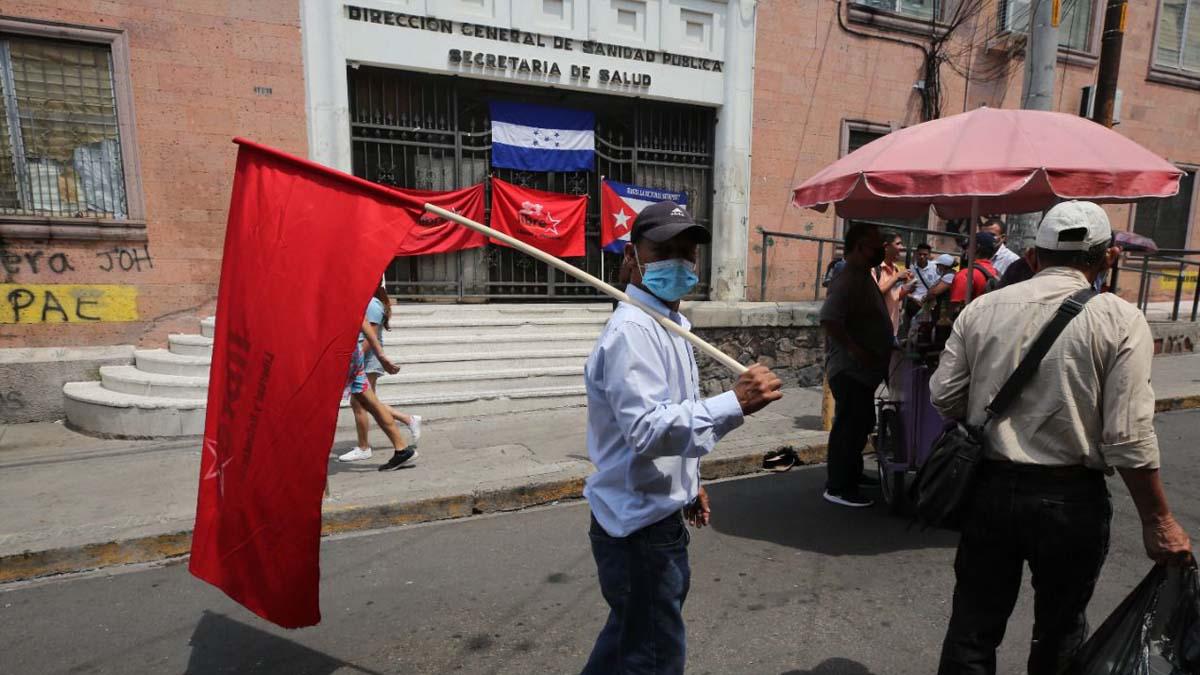 Colectivos de Libre exigen la destitución del ministro de Salud, Manuel Matheu