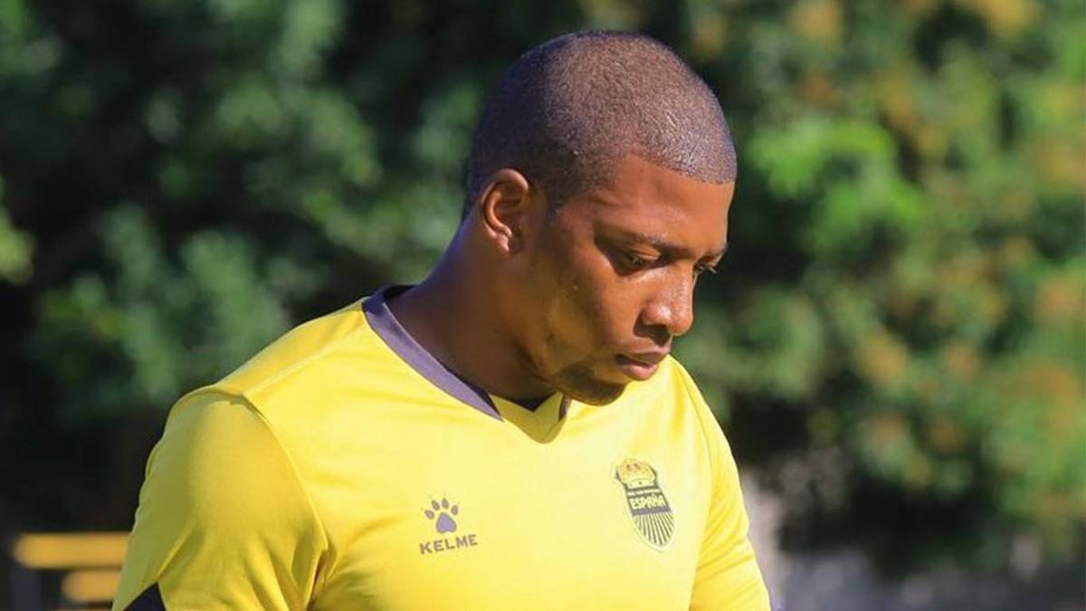 Luis Aurelio López estaría saliendo del Real España.