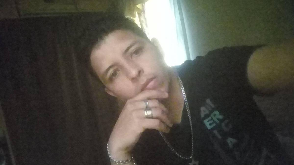 Muere hombre que salió herido en parada de buses en SPS