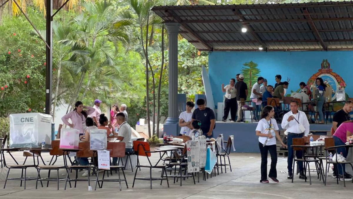 Pobladores de Villanueva exigen un cementerio público y más obras para su municipio