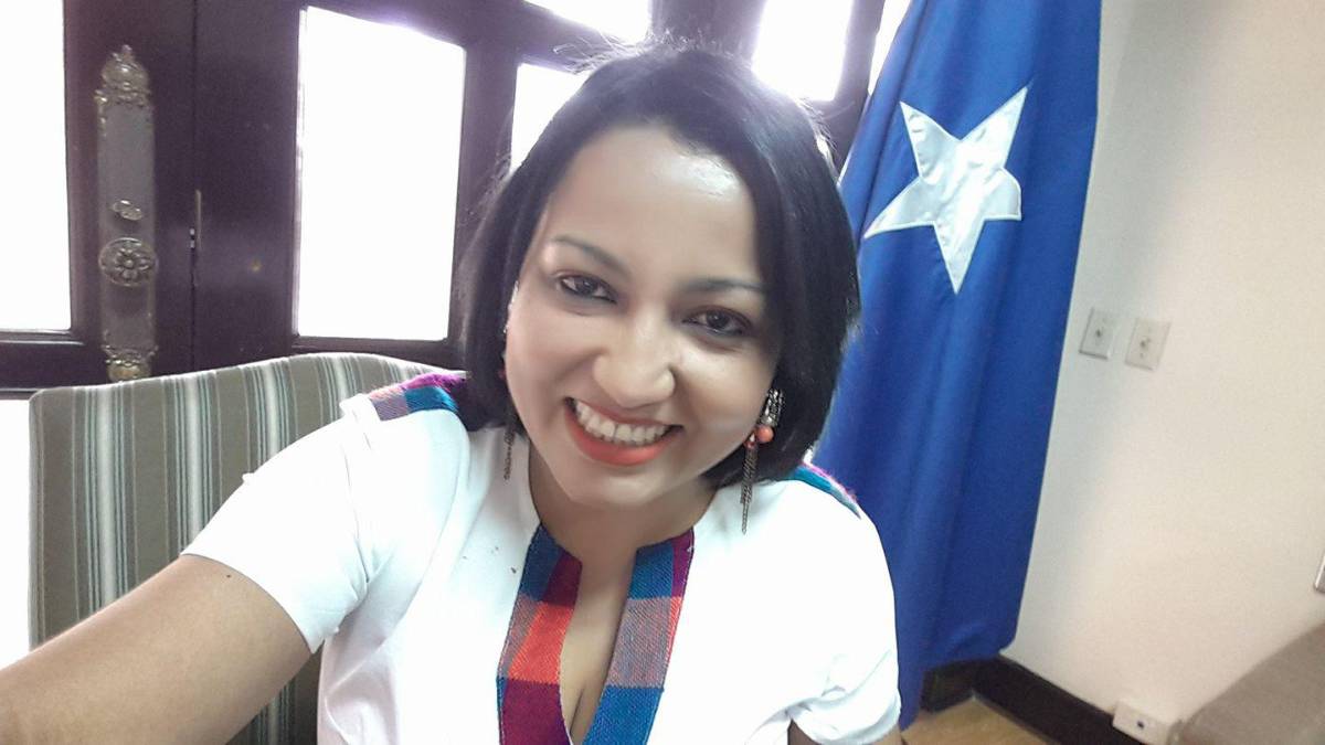 ¿Quién es la diputada hondureña acusada de fraude? Lanzó un botellazo a Luis Redondo