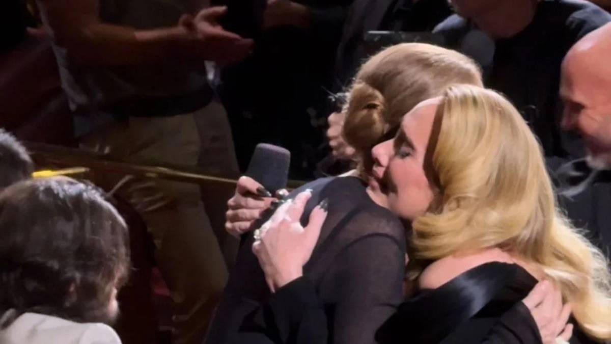 Emotivo encuentro entre Adele y Celine Dion en Las Vegas
