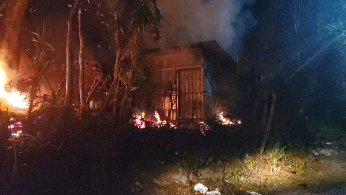 Lamentable, abuelito de 85 años pierde su casa en siniestro y necesita ayuda