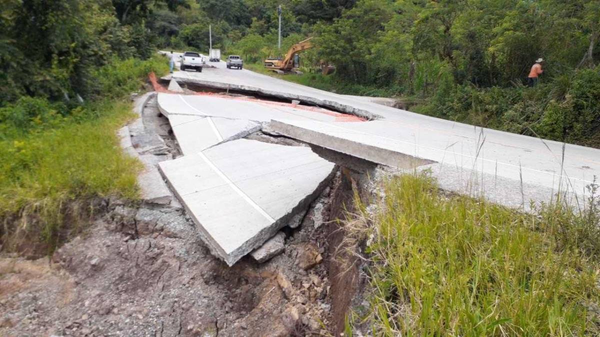 Nueve peligrosas fallas presenta carretera hacia El Florido, Copán