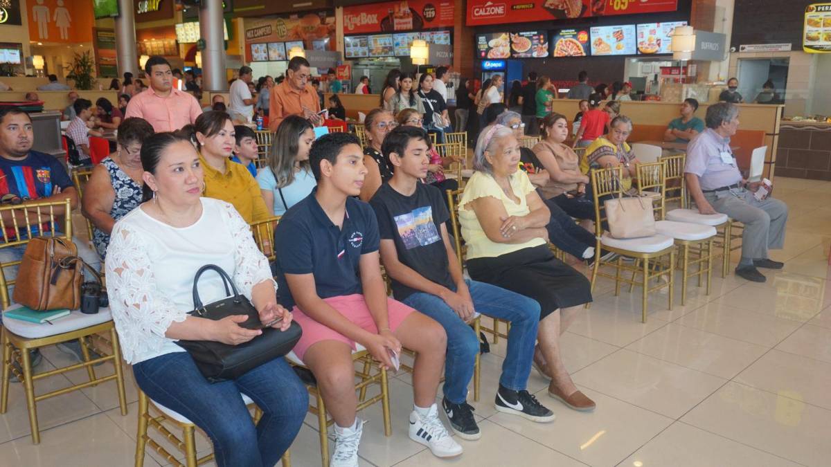 Este fue un evento para conmemorar el Día del Pollo Chuco.