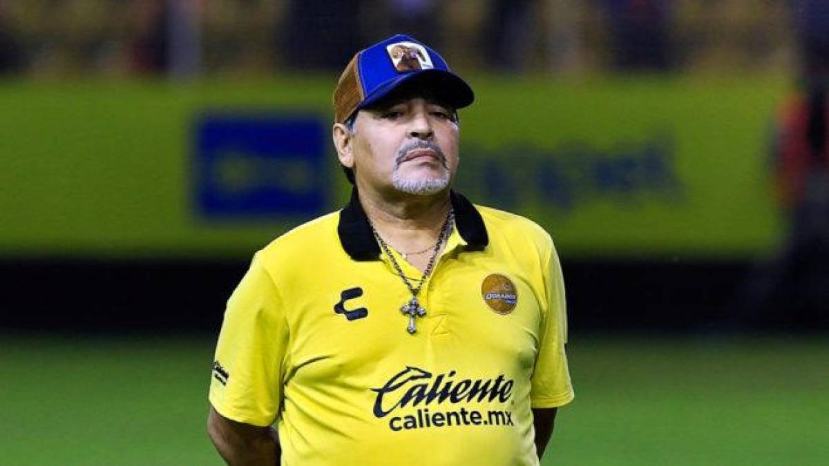 Maradona dirigía en México cuando dio una explosiva conferencia de prensa. 