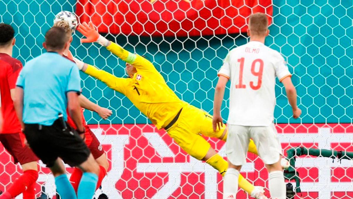 Olmo fue el elegido para sustituir al zurdo del PSG