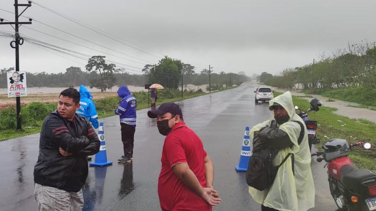 La Comisión Permanente de Contingencias (Copeco) de Honduras decretó este lunes alerta “amarilla” (vigilancia) en tres departamentos del Caribe y una verde (prevención) en otros cuatro por las lluvias que afectan a parte del país debido a un frente frío.