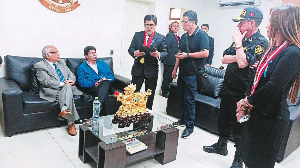 Expertos ven lo sucedido en Perú como una lección para la clase política