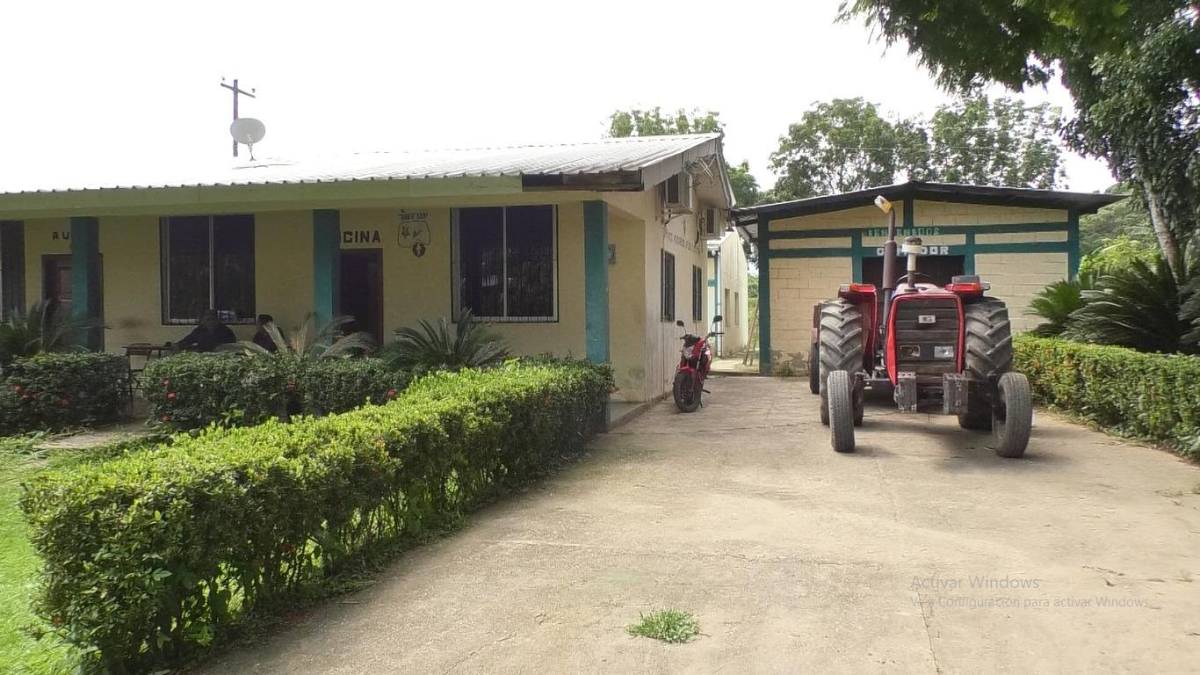 Infop invierte L10 millones en centro agrícola del valle del Aguán