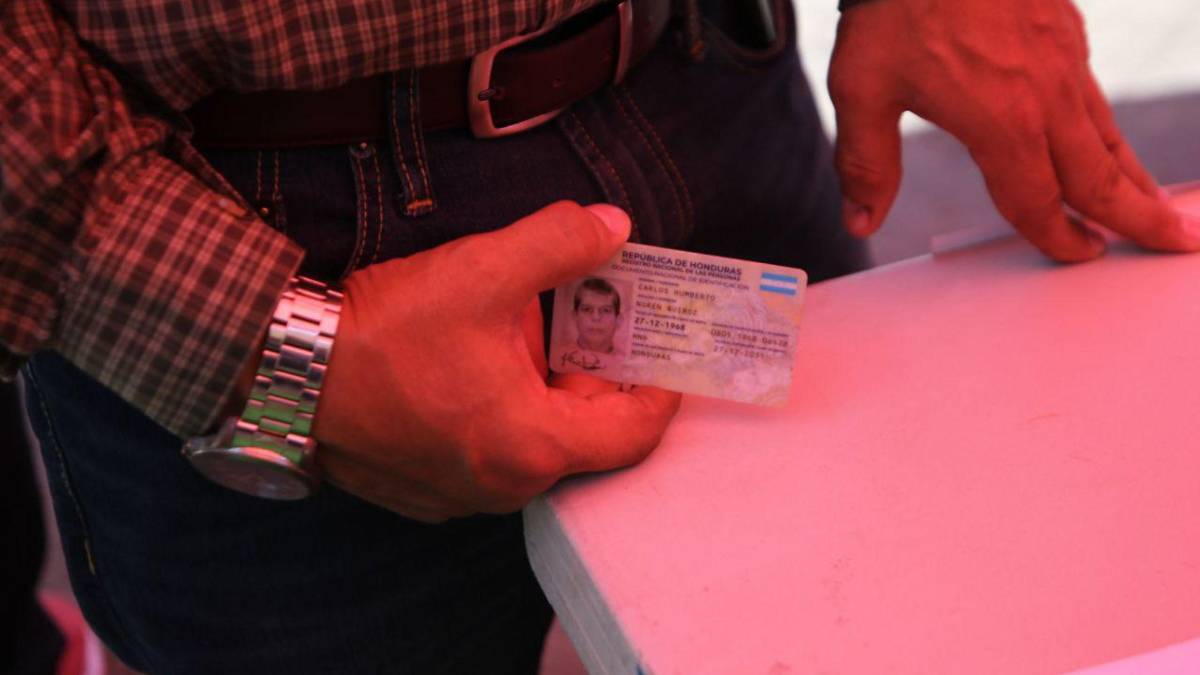 ¿Qué NO pueden hacer militares y policías en el 30-N y durante el proceso electoral?