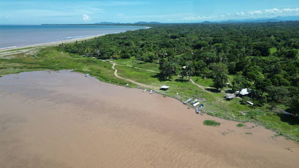 La ruta del Chamelecón: imágenes de dron de su encuentro con el Caribe