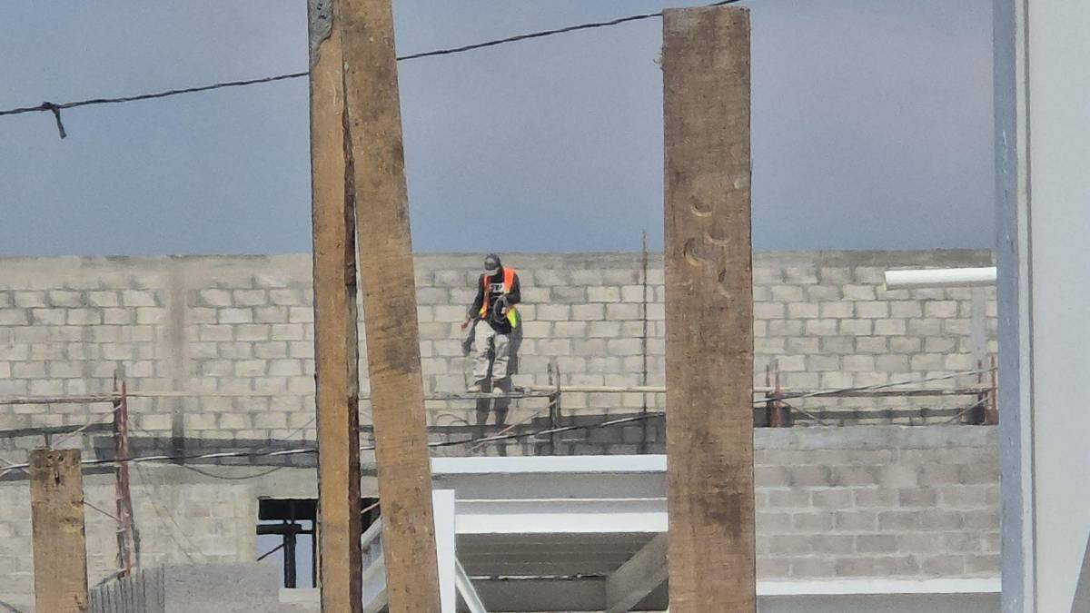 “Prometieron ocho hospitales... y en dos ni siquiera pusieron la primera piedra”