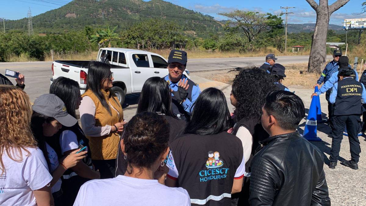 Rescatan a dos niños no acompañados en operativo de fin de año