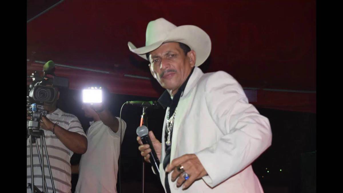 Muere El Roble Copaneco, reconocido intérprete de corridos, tras larga agonía