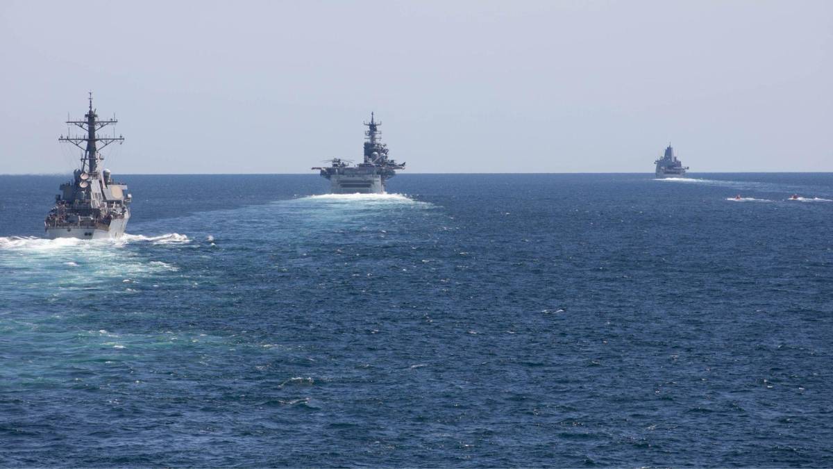 La flota de destructores que presiona a Nicolás Maduro en el Caribe