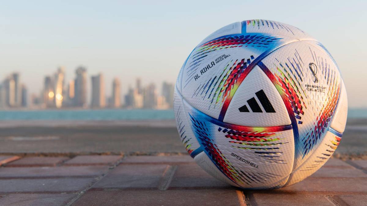 El hermoso balón con el que se disputará el Mundial de Qatar 2022. Foto FIFA.