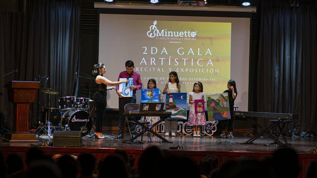 La Academia de Artes Minuetto deleita nuevamente en SPS