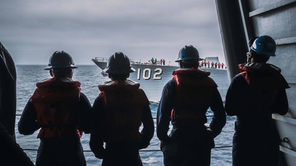 La flota de destructores que presiona a Nicolás Maduro en el Caribe