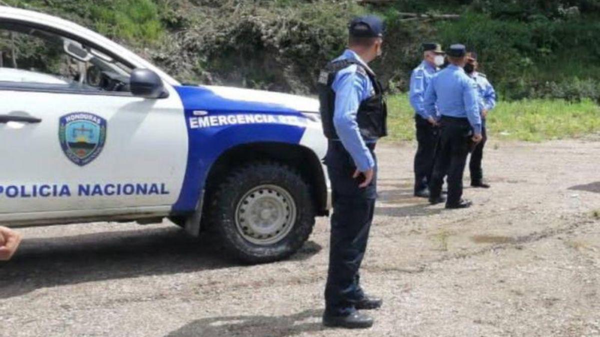 Desnudan y atan a presuntos asaltantes en Danlí