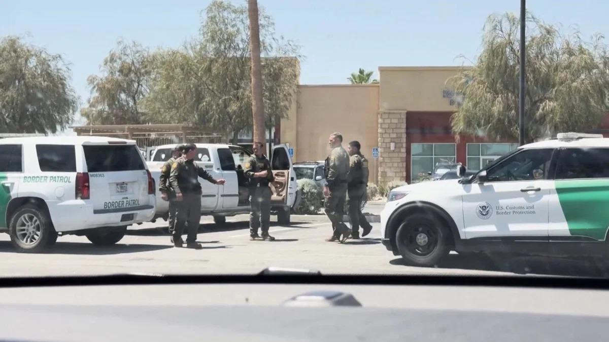 ¿Carros camuflados para detenciones? Las nuevas medidas de ICE que deben conocer los hondureños
