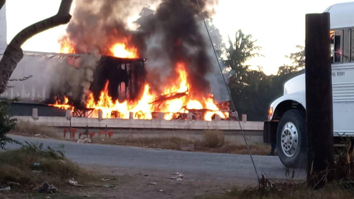 Una vez sembrado el pánico y el caos, las fuerzas del orden se movilizan hacia los lugares de los incidentes y los delincuentes aprovechan ese espacio de tiempo para llevar a cabo sus actividades con más libertad.