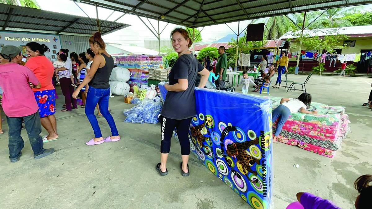 En tanto, en El Progreso decenas de familia siguen en albergues.