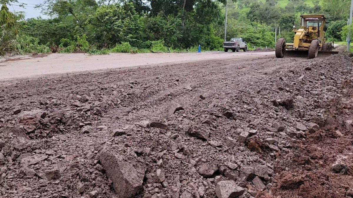 Alcaldes exigen que reparaciones de carreteras sean perdurables