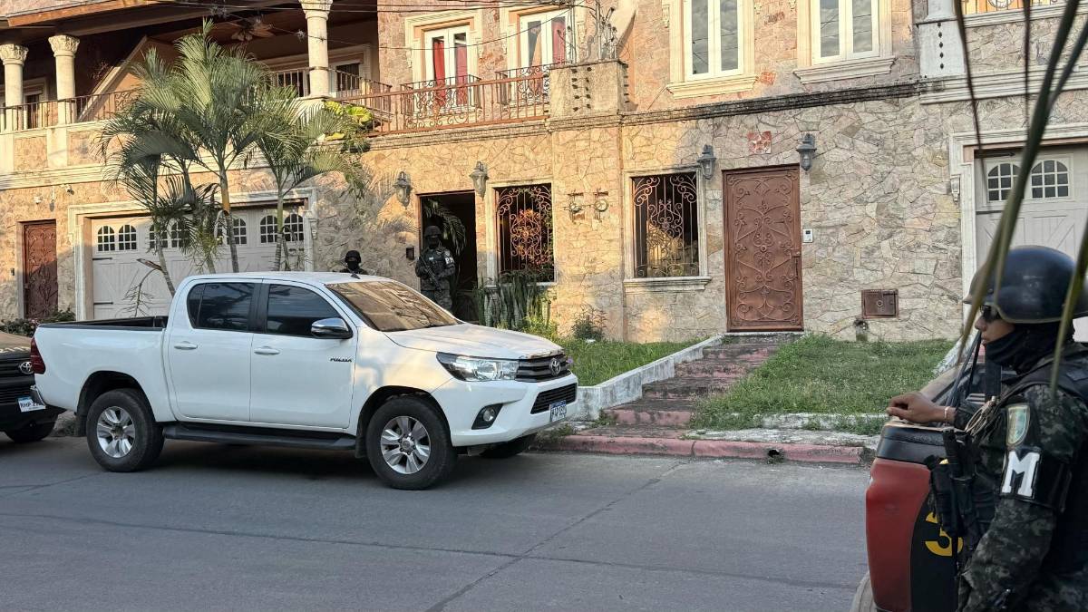 Mansiones allanadas en SPS y Omoa son vinculadas a capos