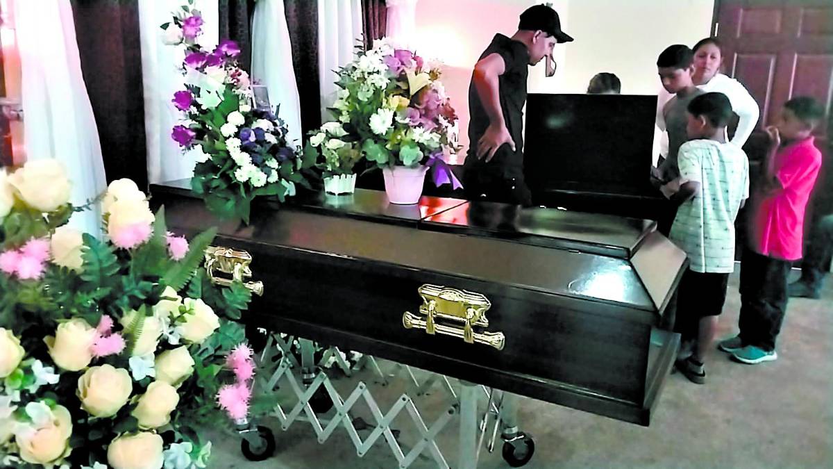 Doña María Hernández y su nieto Bruno fueron velados en San Luis de Lajas, Olancho.
