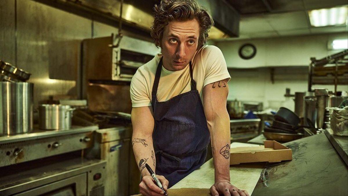 Escena de la serie “The Bear” con el actor Jeremy Allen White.