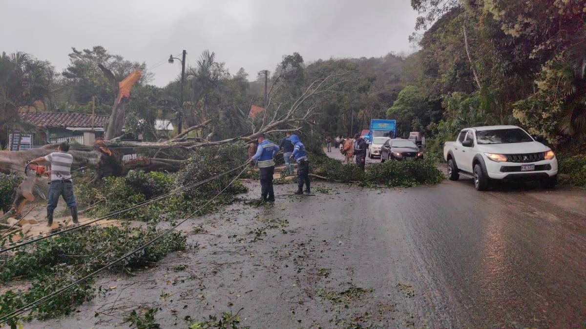 Frente frío deja copiosas lluvias y bajas temperaturas en Copán