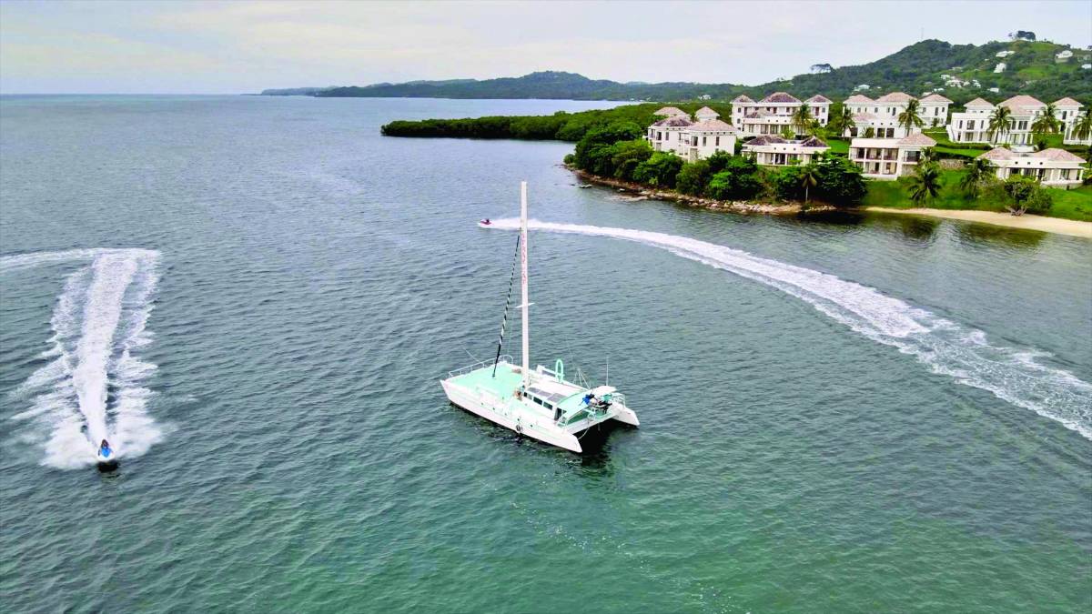 Soft opening de Las Verandas en Roatán