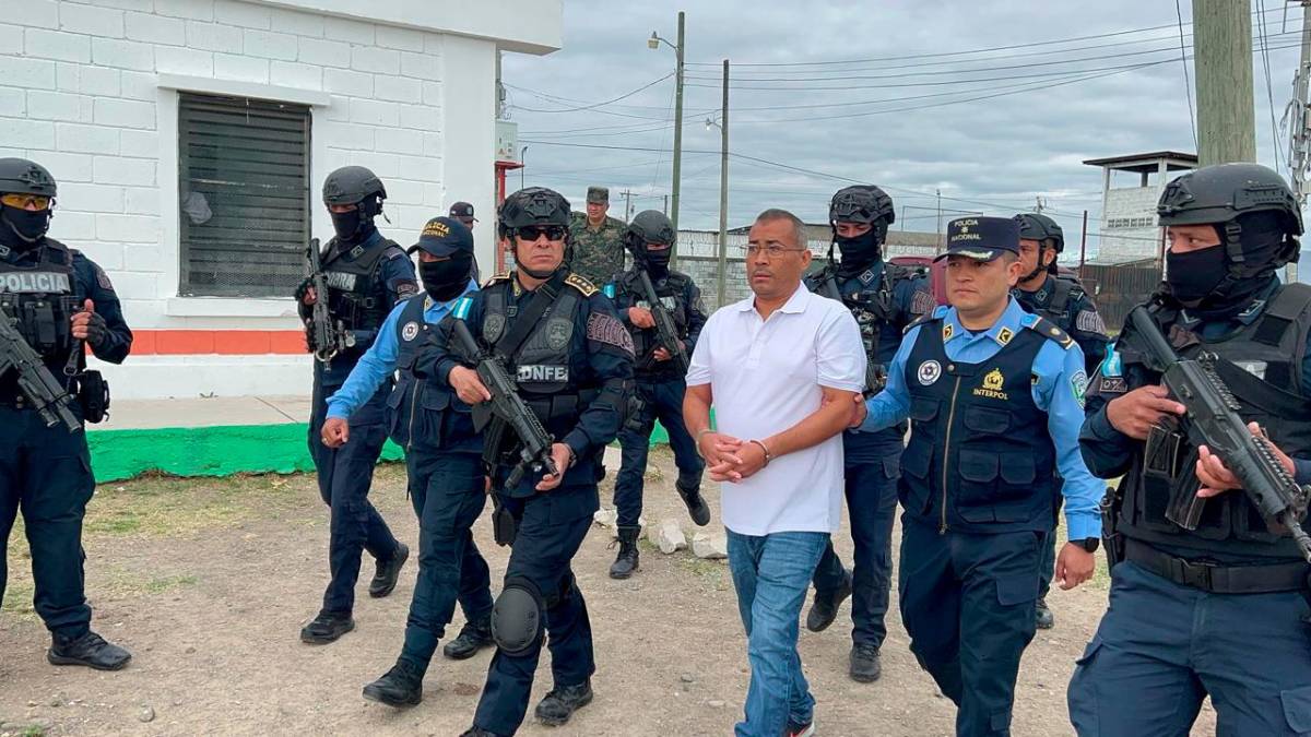 Extraditable Miguel Erazo fue enviado a Costa Rica