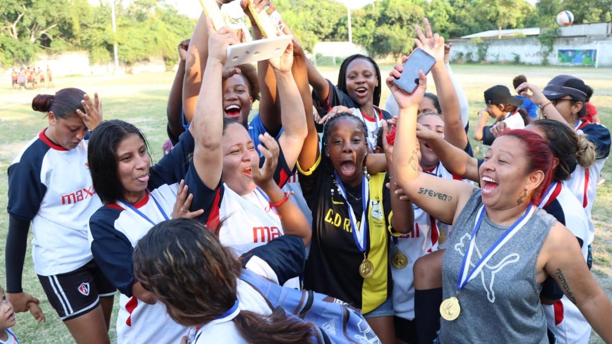 Participantes del torneo feminino.