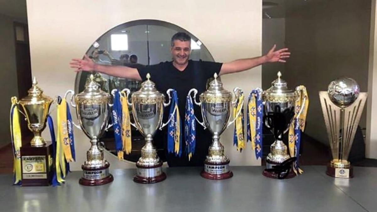 Diego Vázquez en ocho años como entrenador de Motagua ganó cinco títulos de la Liga Nacional.