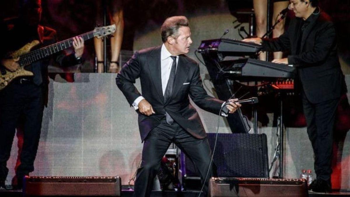 Luis Miguel, lo sacan antes de tiempo y hace un berrinche en el escenario